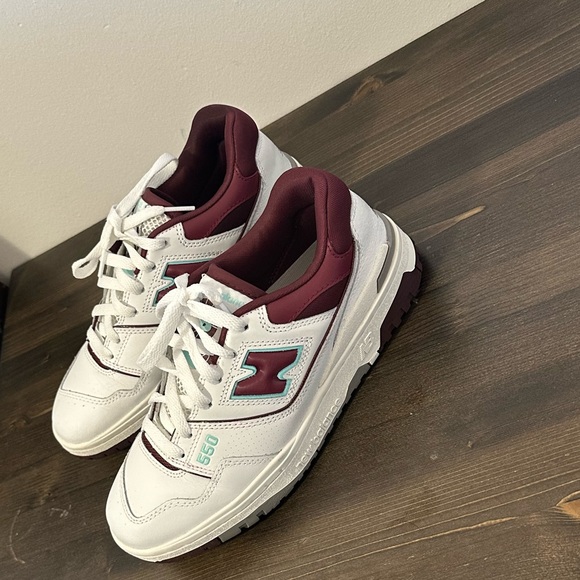 New Balance 550 - Picture 3 of 7